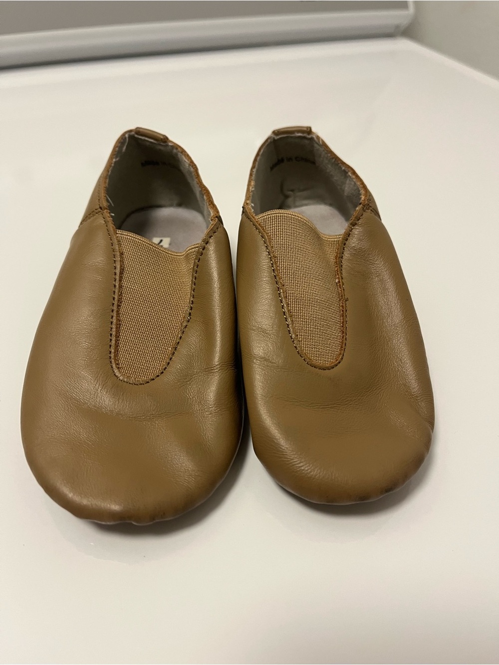 Toddler Size 7 Slip-On Leather Jazz Dance Shoes in Brown